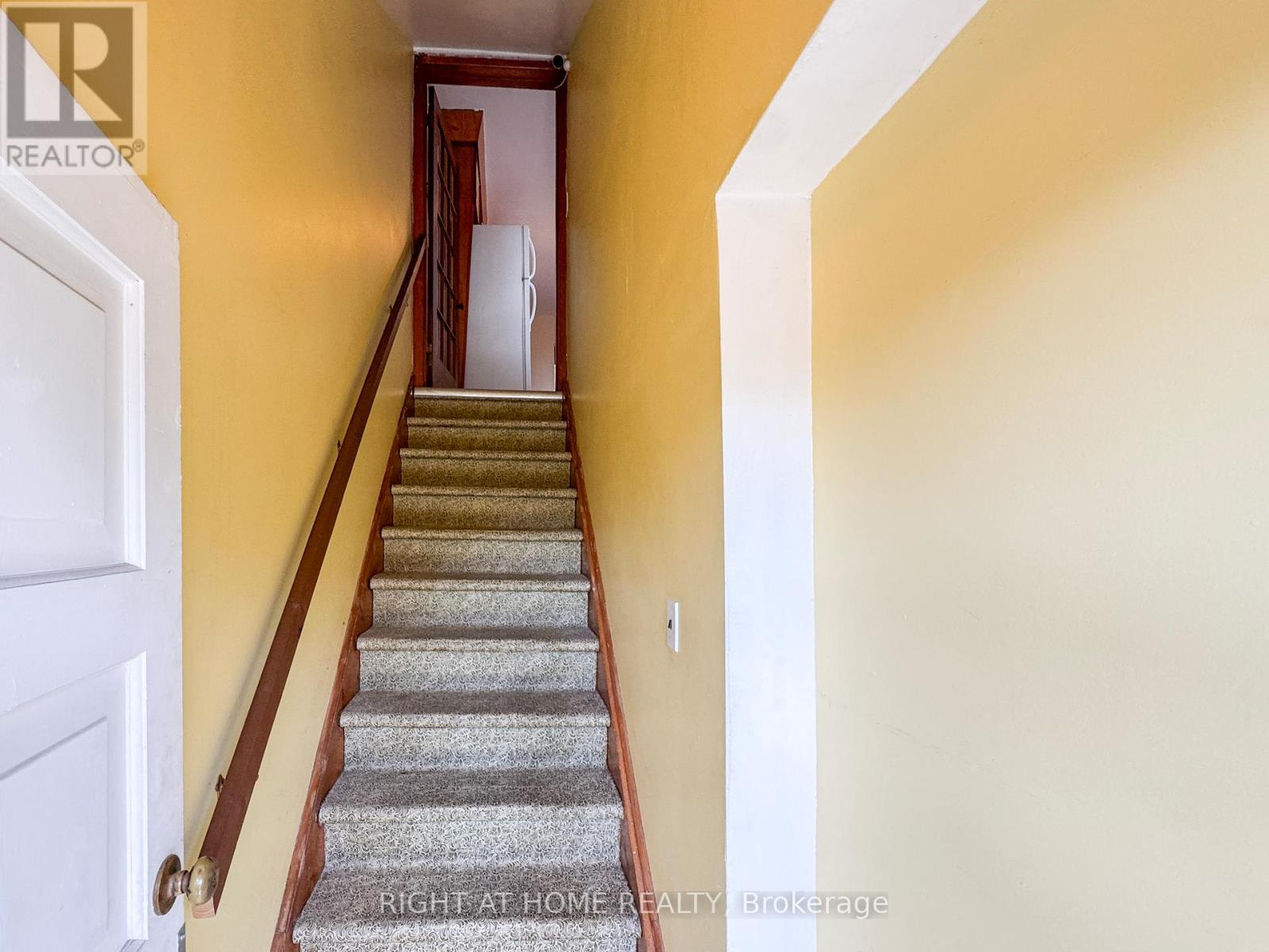 5023 Kitchener Street, Niagara Falls, Ontario  L2G 1A9 - Photo 23 - X12511090