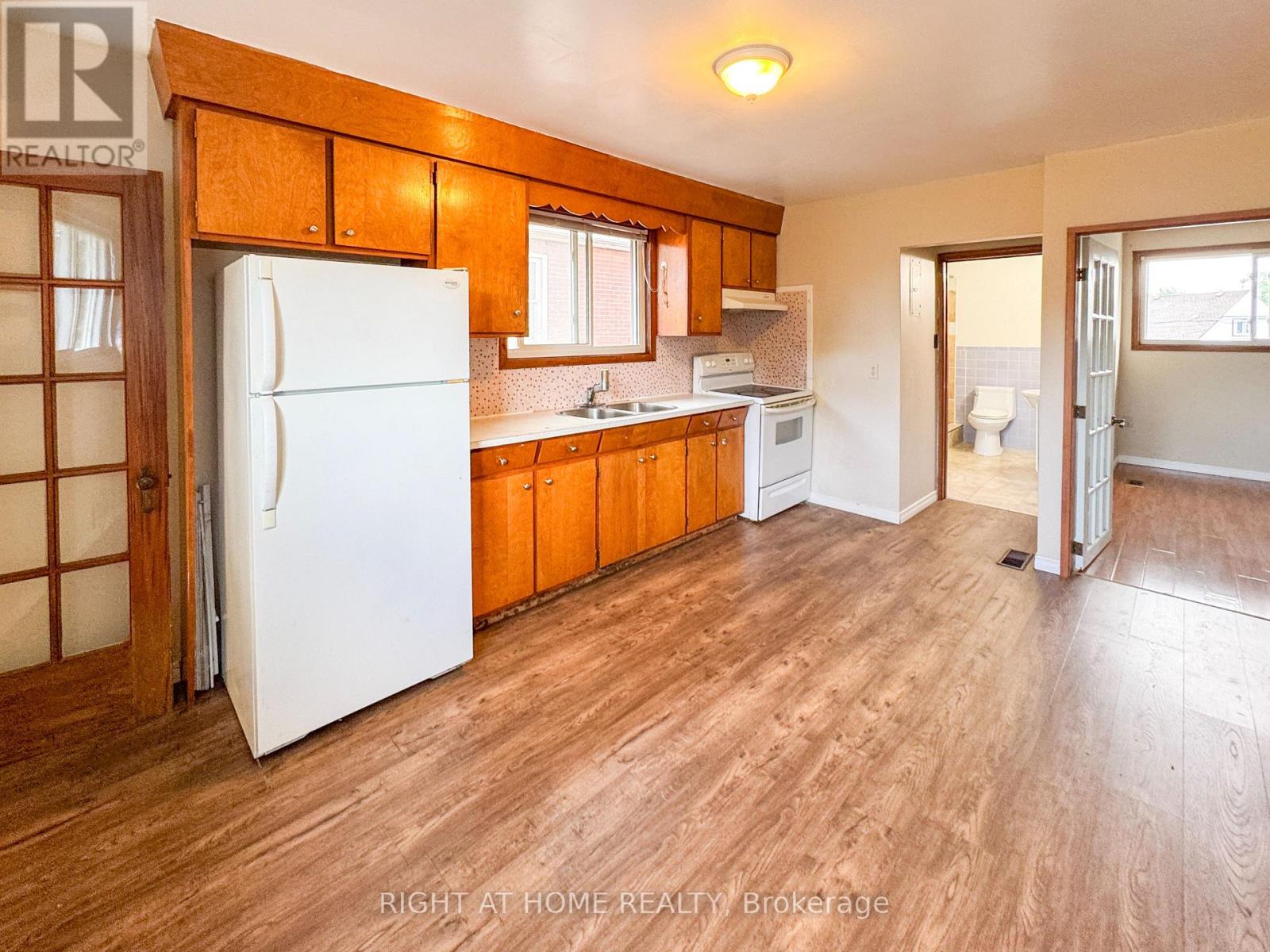 5023 Kitchener Street, Niagara Falls, Ontario  L2G 1A9 - Photo 24 - X12511090