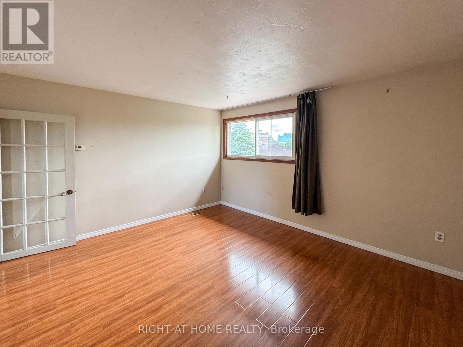 5023 Kitchener Street, Niagara Falls, Ontario  L2G 1A9 - Photo 36 - X12511090