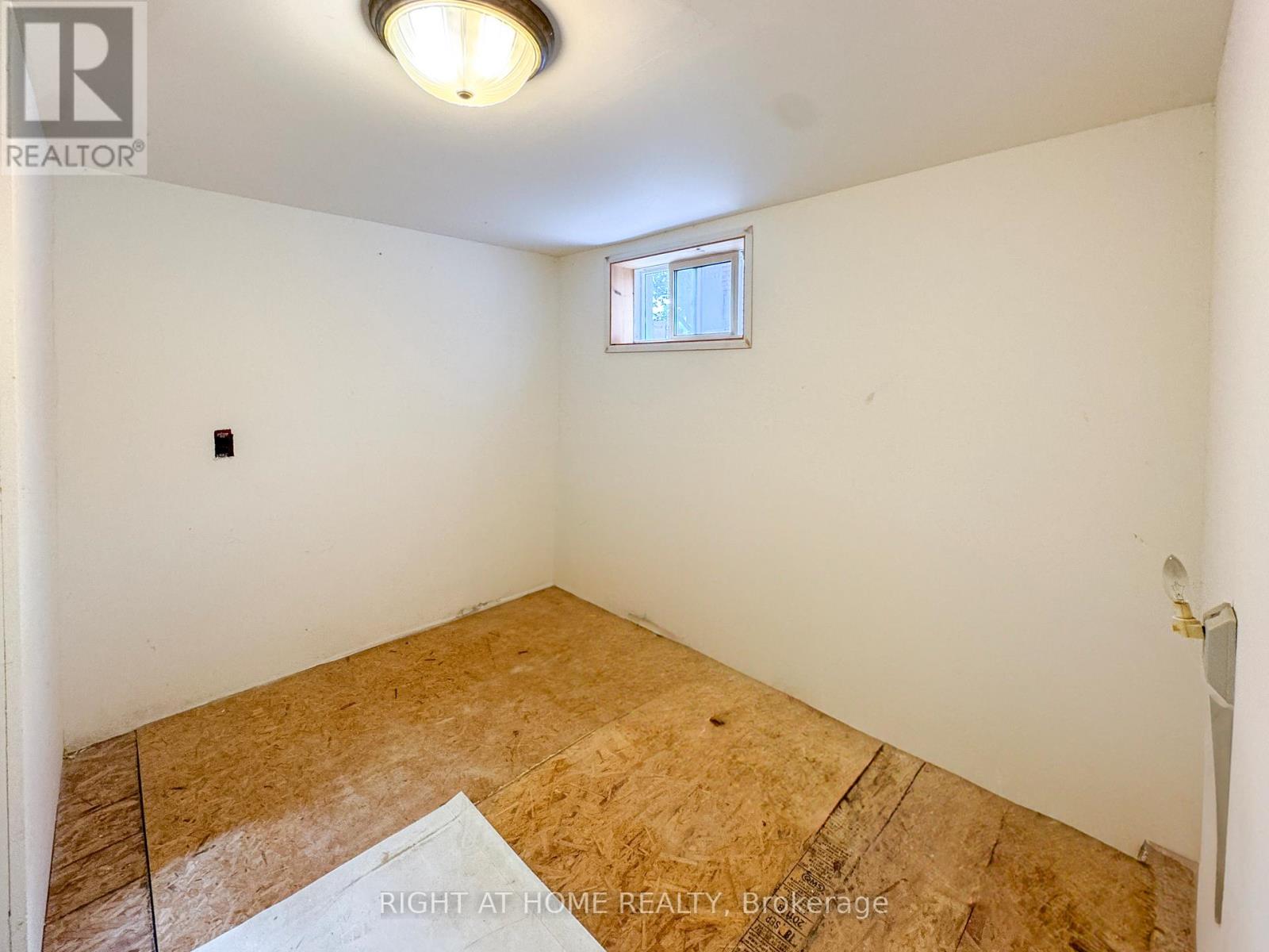 5023 Kitchener Street, Niagara Falls, Ontario  L2G 1A9 - Photo 40 - X12511090