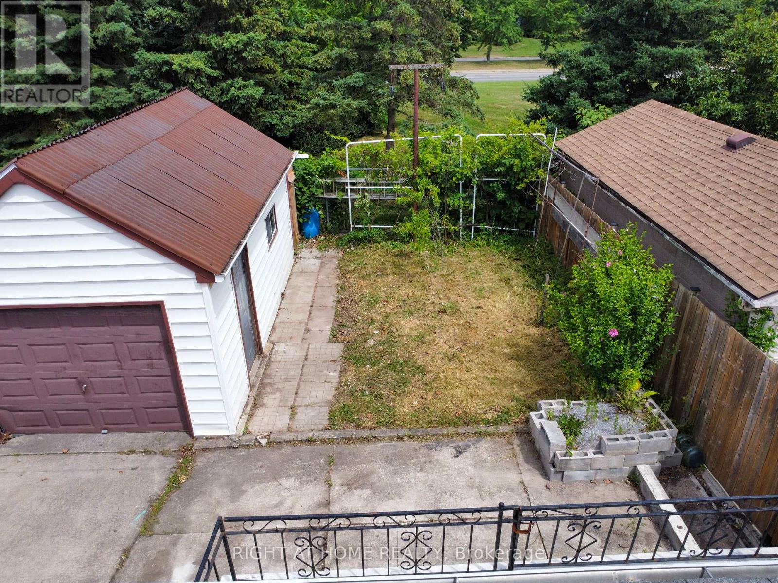 5023 Kitchener Street, Niagara Falls, Ontario  L2G 1A9 - Photo 42 - X12511090