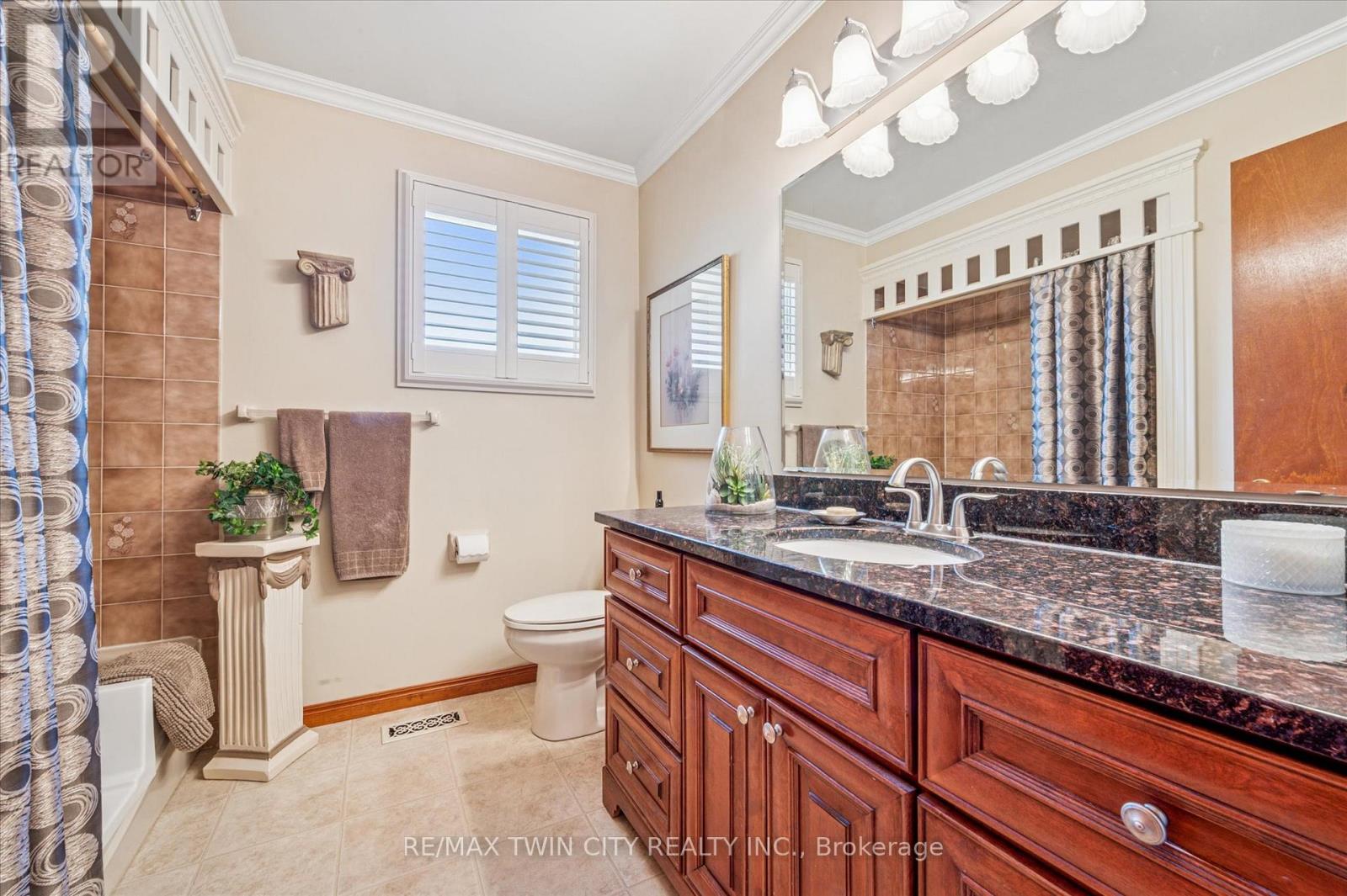 22 Myrtleville Drive, Brantford, Ontario  N3V 1B8 - Photo 14 - X12511120