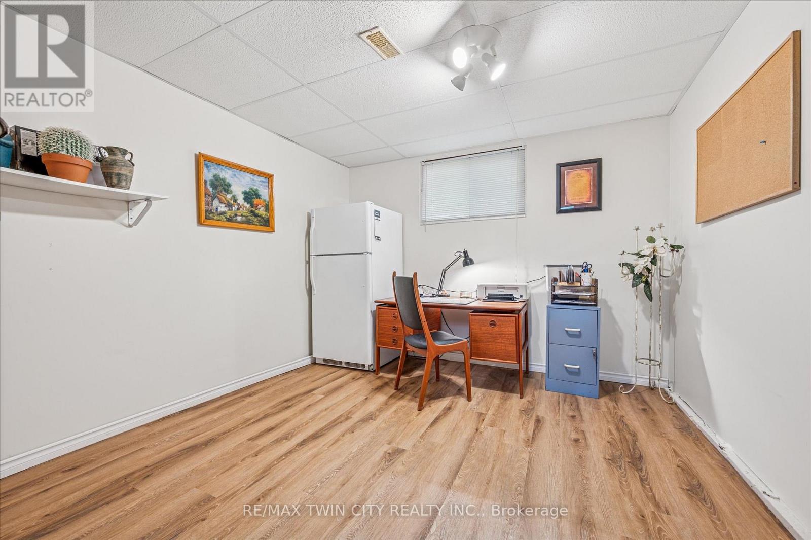 22 Myrtleville Drive, Brantford, Ontario  N3V 1B8 - Photo 21 - X12511120