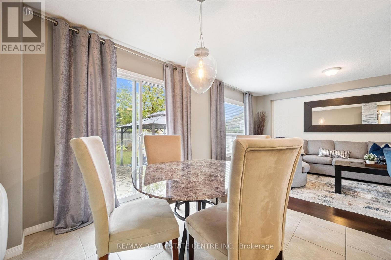 394 Sauve Crescent, Waterloo, Ontario  N2T 2Y9 - Photo 12 - X12511194