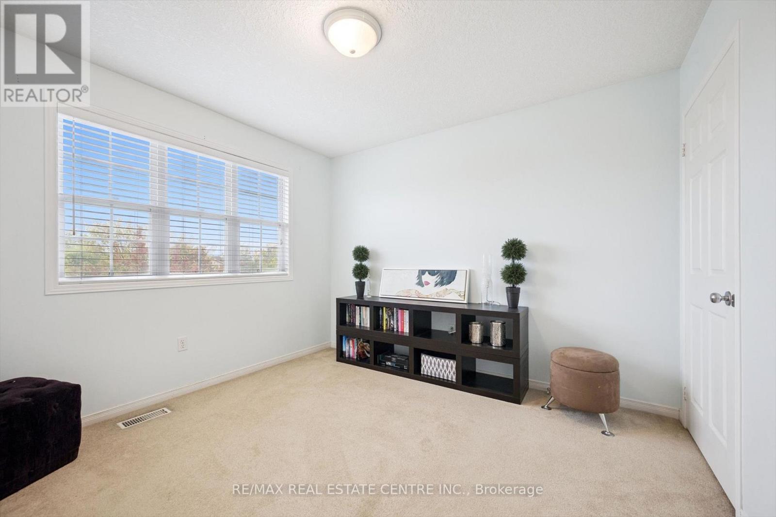 394 Sauve Crescent, Waterloo, Ontario  N2T 2Y9 - Photo 22 - X12511194