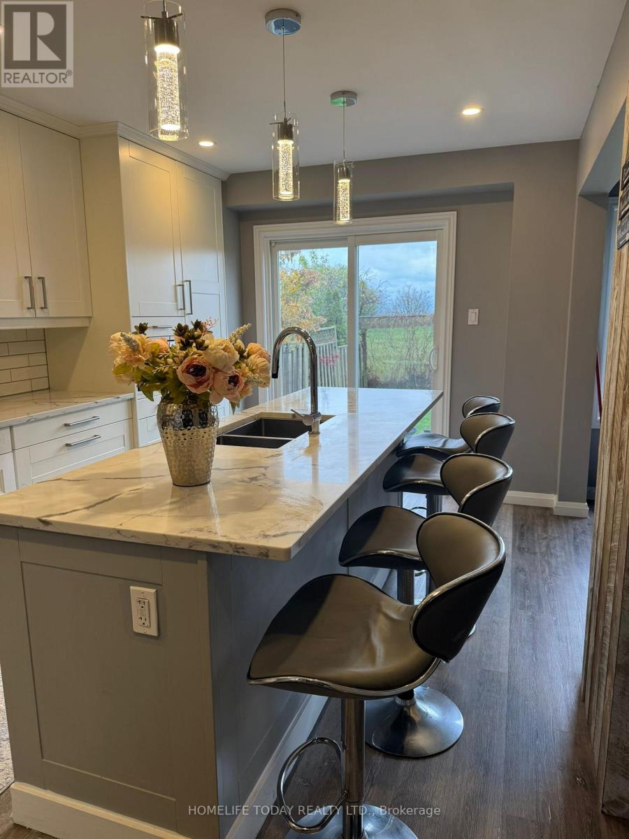 13 Prestonway Drive, Clarington, Ontario L1C 4S8 - Photo 10 - E12503020