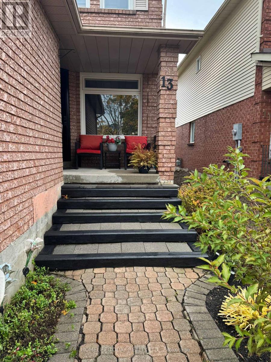 13 Prestonway Drive, Clarington, Ontario L1C 4S8 - Photo 3 - E12503020