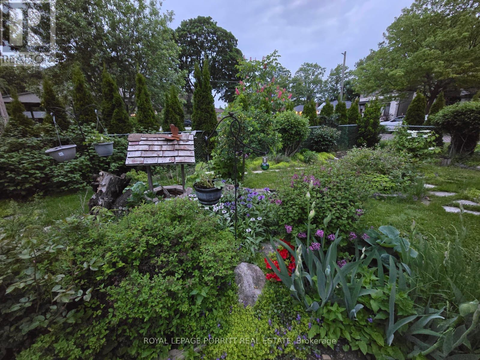 1 Aintree Court, Toronto, Ontario  M8W 4R9 - Photo 43 - W12511012