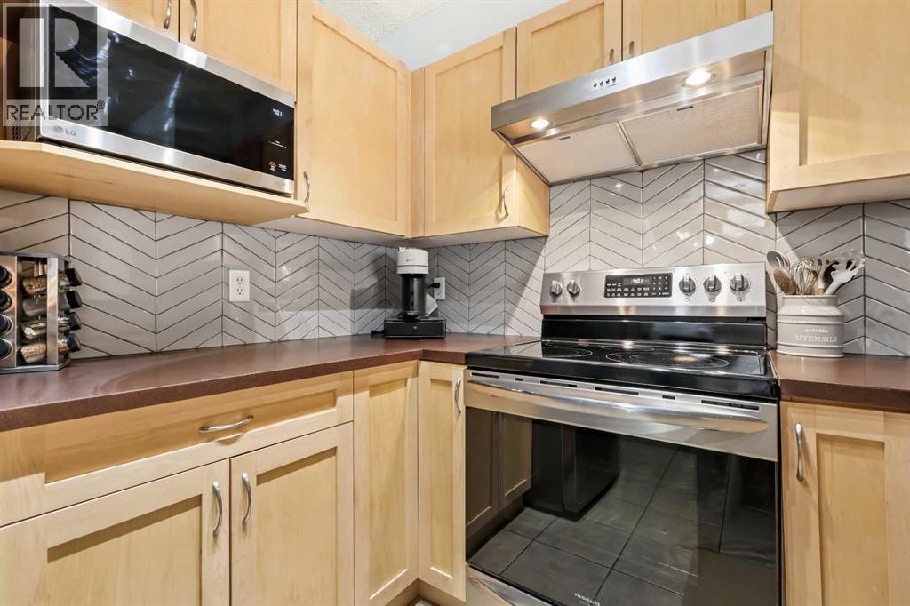 9117, 70 Panamount Drive Nw, Calgary, Alberta  T3K 6K6 - Photo 11 - A2256403