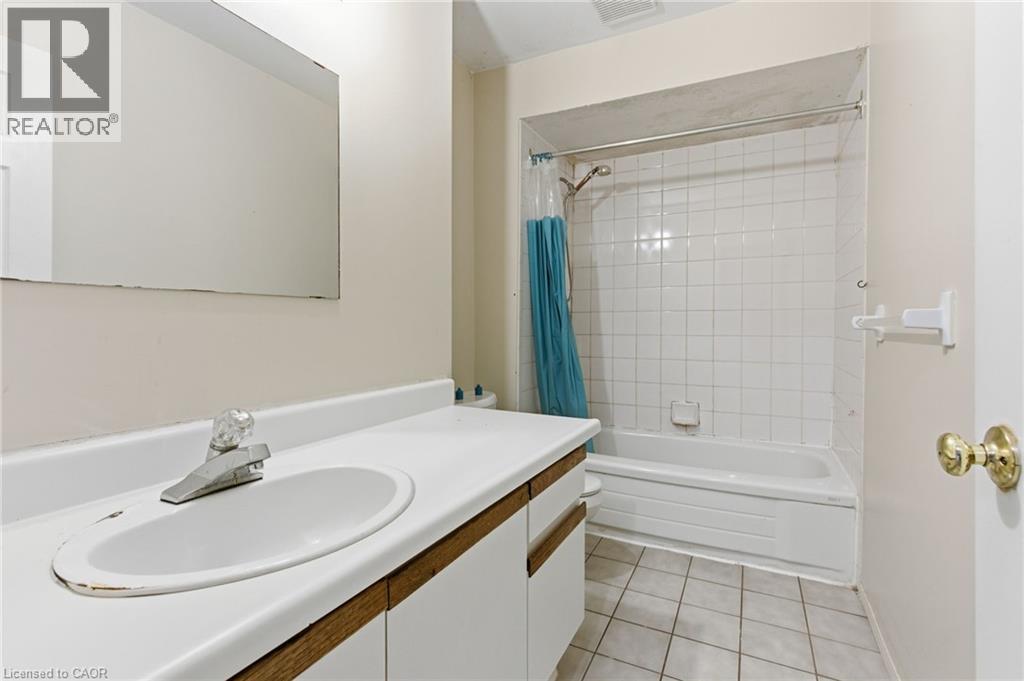 15 Derby Street Unit# 12, Hamilton, Ontario  L8W 3T3 - Photo 14 - 40781453