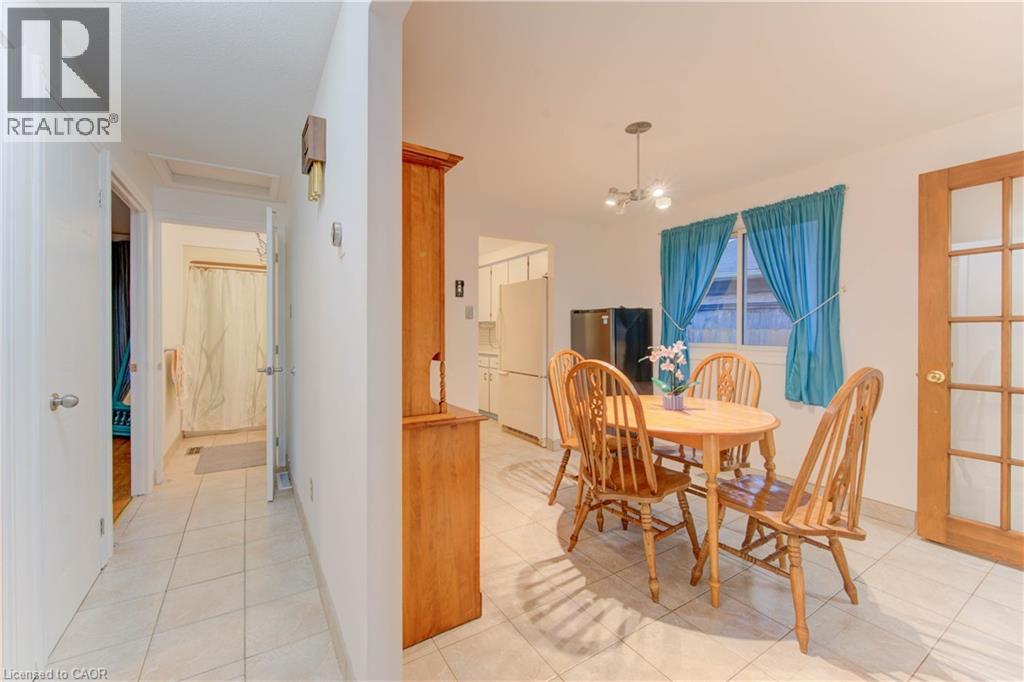 114 Selkirk Drive, Kitchener, Ontario  N2E 1M4 - Photo 12 - 40784333