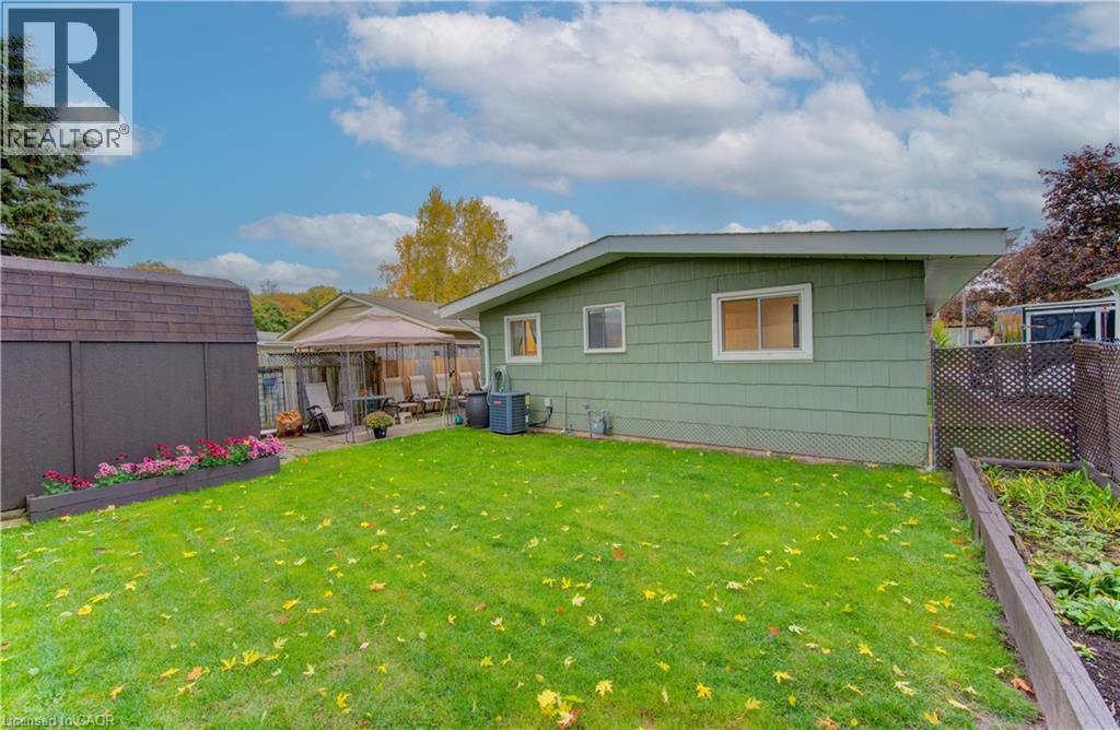 114 Selkirk Drive, Kitchener, Ontario  N2E 1M4 - Photo 38 - 40784333