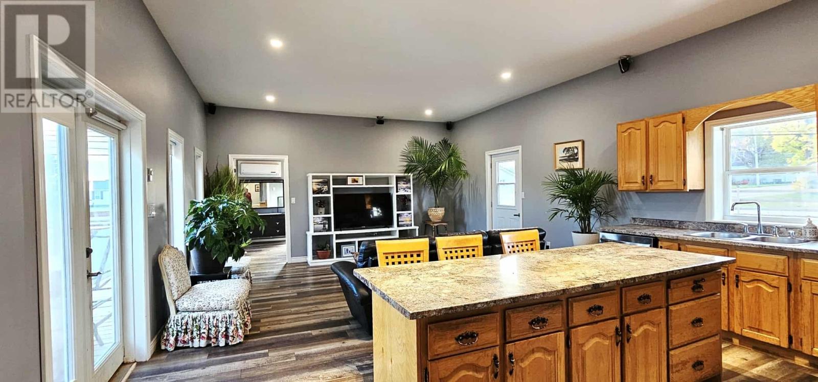 197 Main Street, Mount Stewart, Prince Edward Island  C0A 1T0 - Photo 6 - 202524845