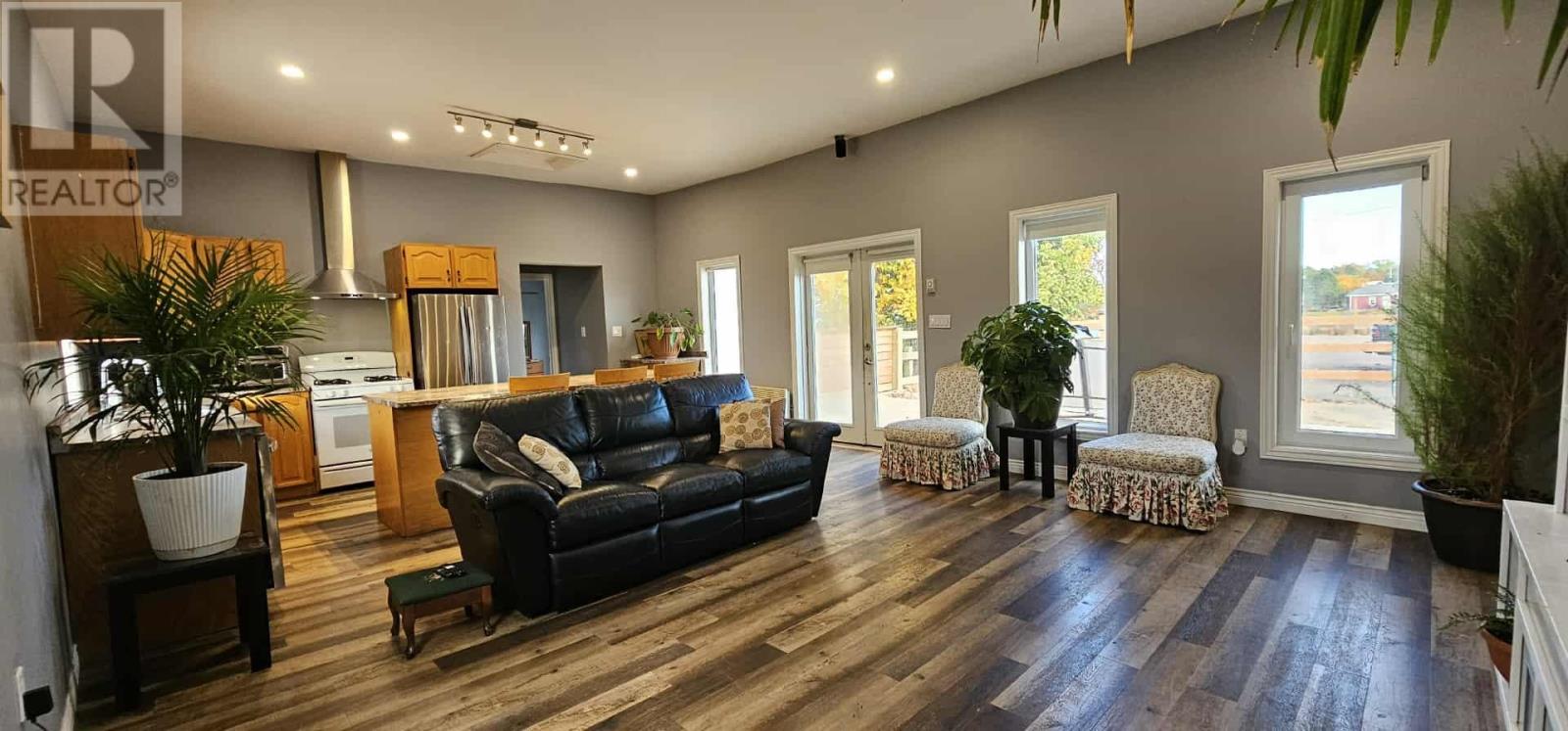 197 Main Street, Mount Stewart, Prince Edward Island  C0A 1T0 - Photo 4 - 202524845