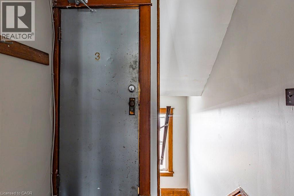 23 Avenue Place, Welland, Ontario  L3B 4B2 - Photo 38 - 40774749