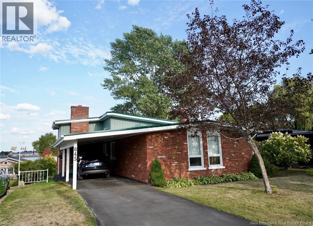 845 O'neil Avenue, Bathurst, New Brunswick  E2A 2L2 - Photo 3 - NB125996