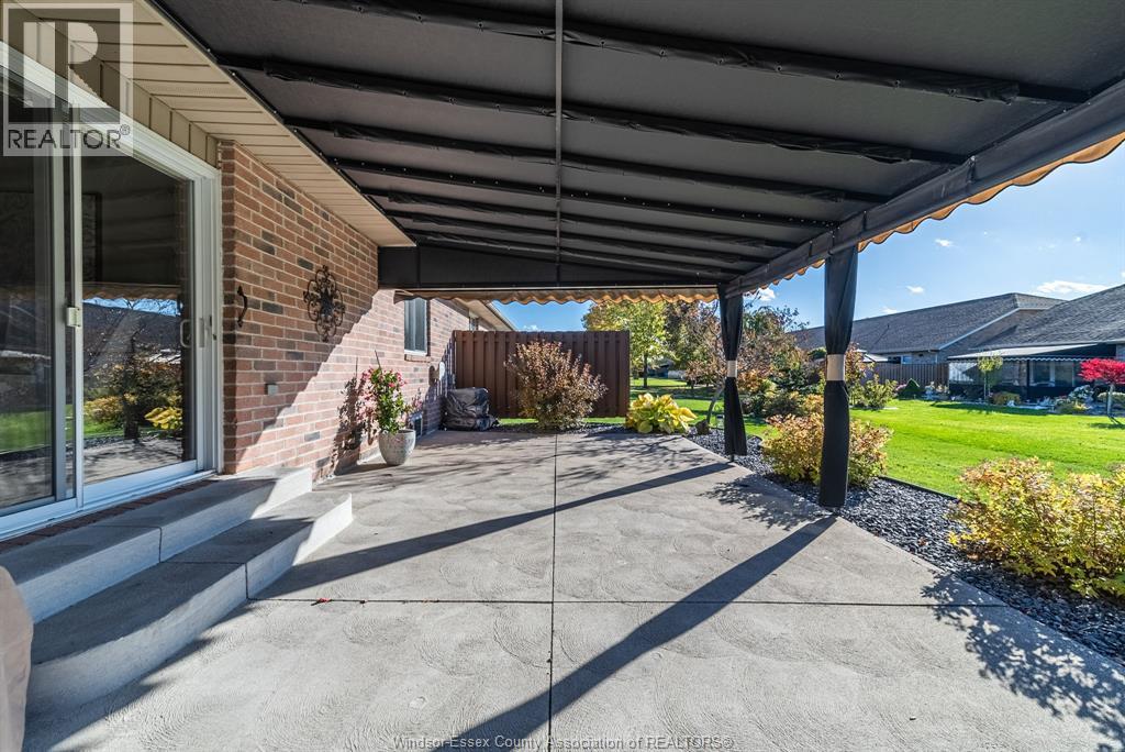 2061 Venetian Avenue, Windsor, Ontario  N8P 2A2 - Photo 37 - 25027823