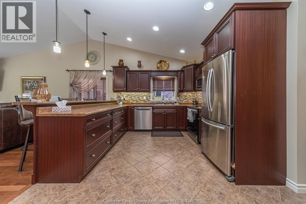 2061 Venetian Avenue, Windsor, Ontario  N8P 2A2 - Photo 17 - 25027823