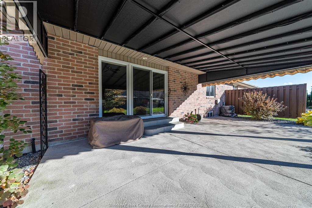2061 Venetian Avenue, Windsor, Ontario  N8P 2A2 - Photo 36 - 25027823