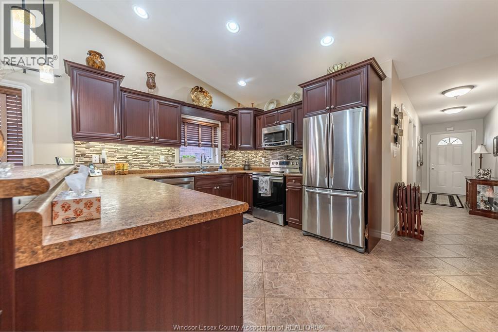 2061 Venetian Avenue, Windsor, Ontario  N8P 2A2 - Photo 15 - 25027823