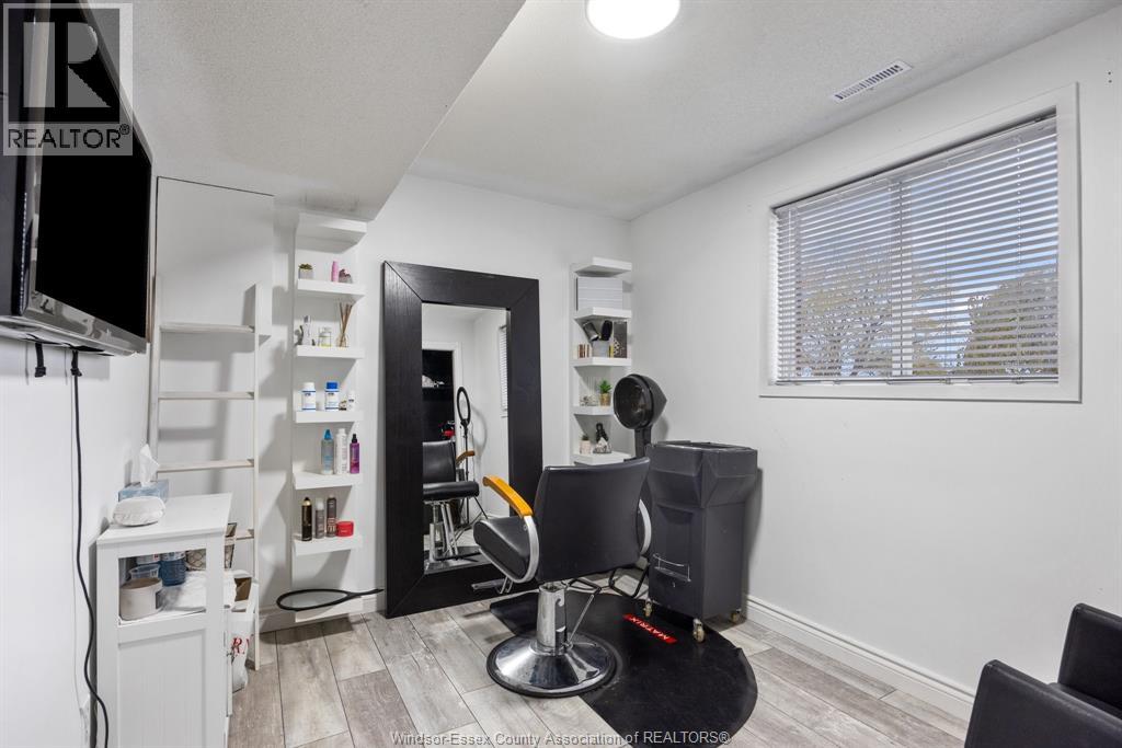 6485 Concession 8, Tecumseh, Ontario N0R 1L0 - Photo 18 - 25028034