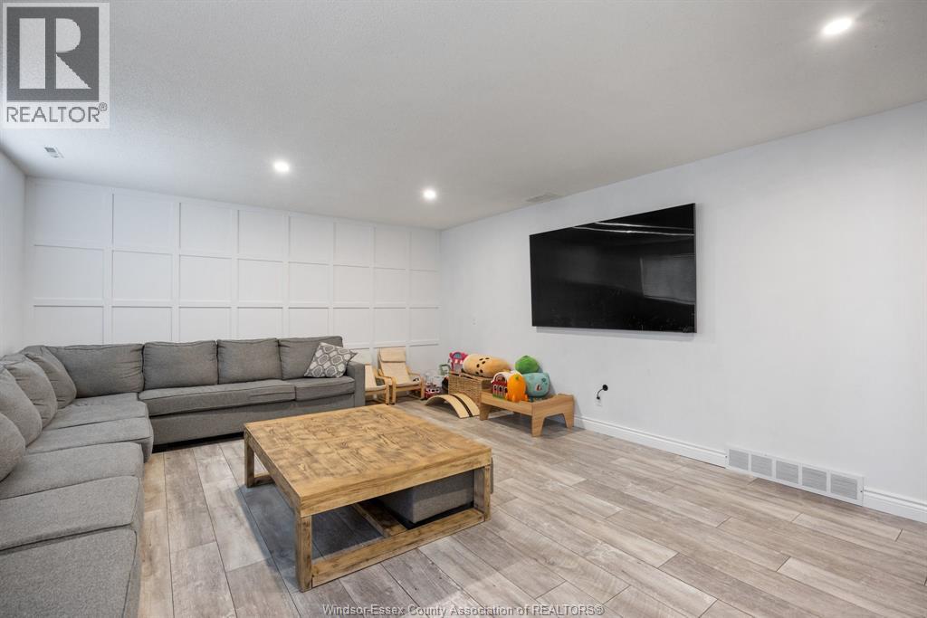 6485 Concession 8, Tecumseh, Ontario N0R 1L0 - Photo 22 - 25028034