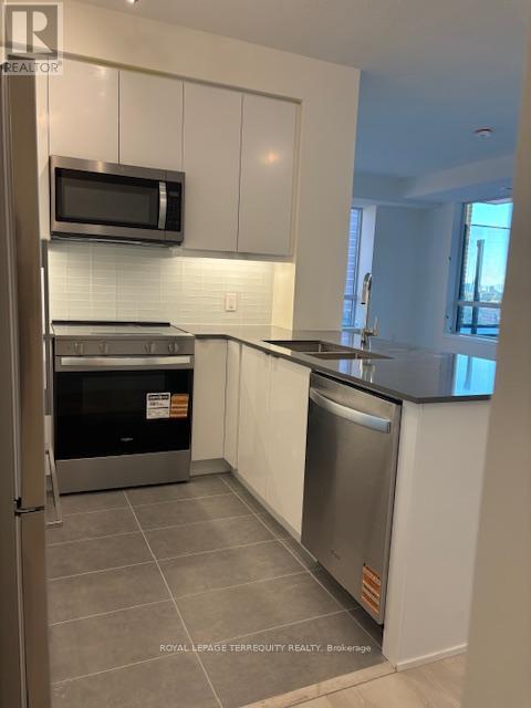 724 - 3270 Sheppard Avenue E, Toronto, Ontario  M1T 0B3 - Photo 7 - E12493070