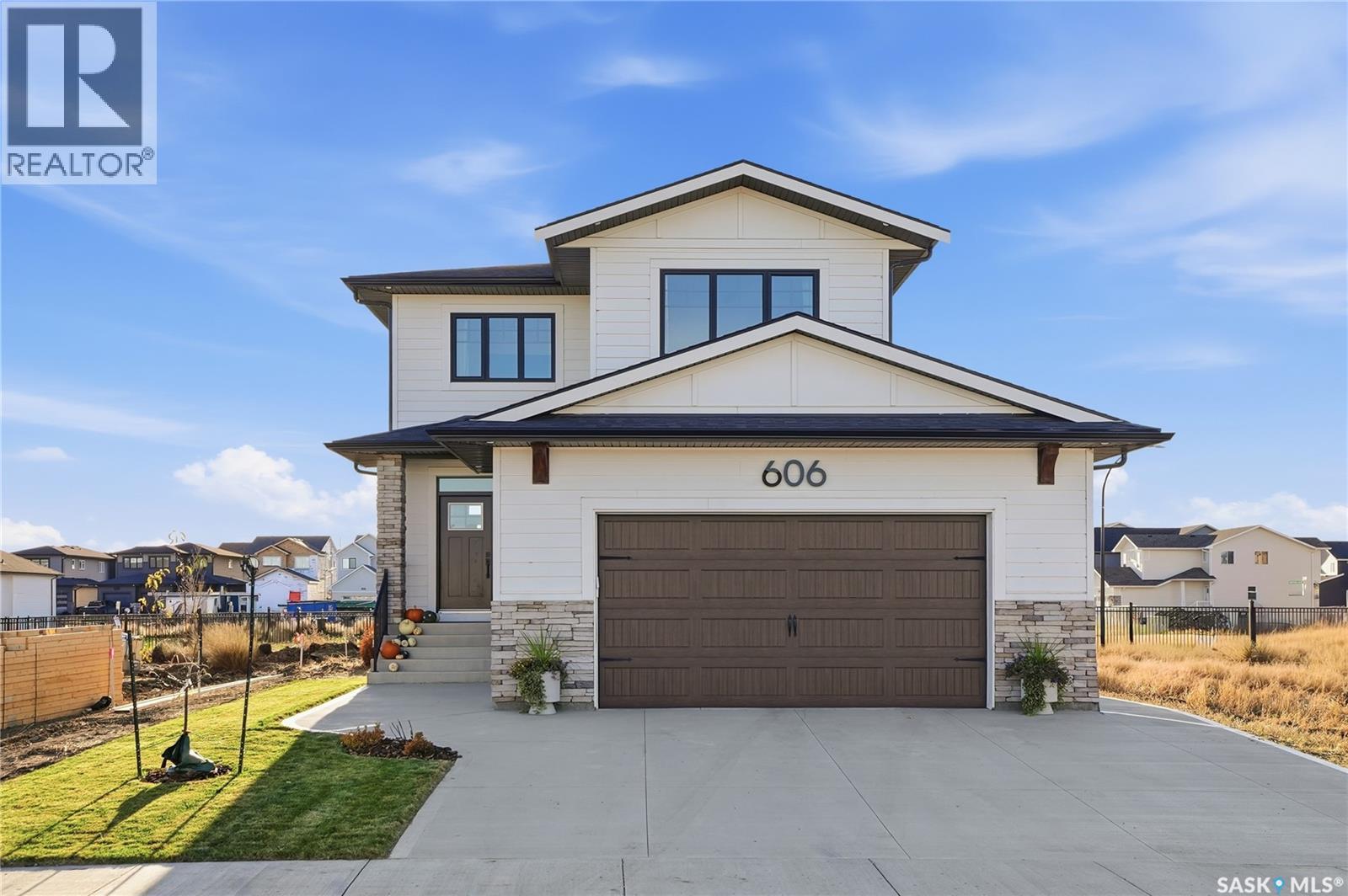 606 Pepper BEND, Saskatoon, Saskatchewan