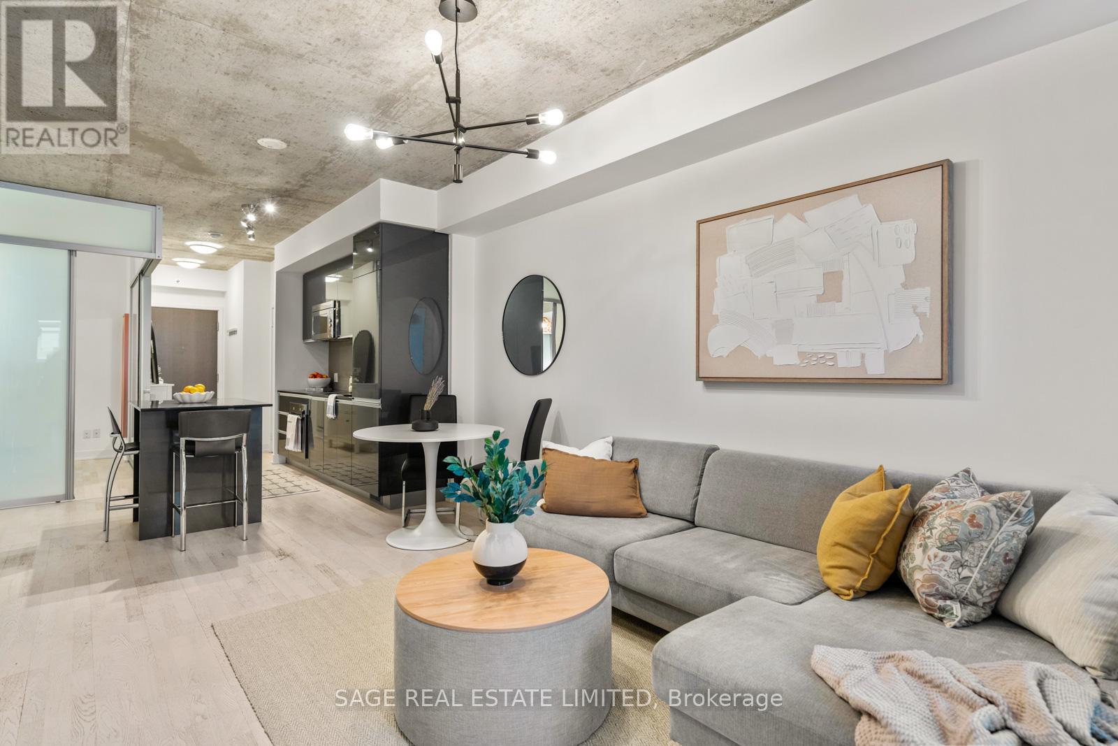 714 - 20 Gladstone Avenue, Toronto (Little Portugal), Ontario  M6J 0E9 - Photo 4 - C12511266