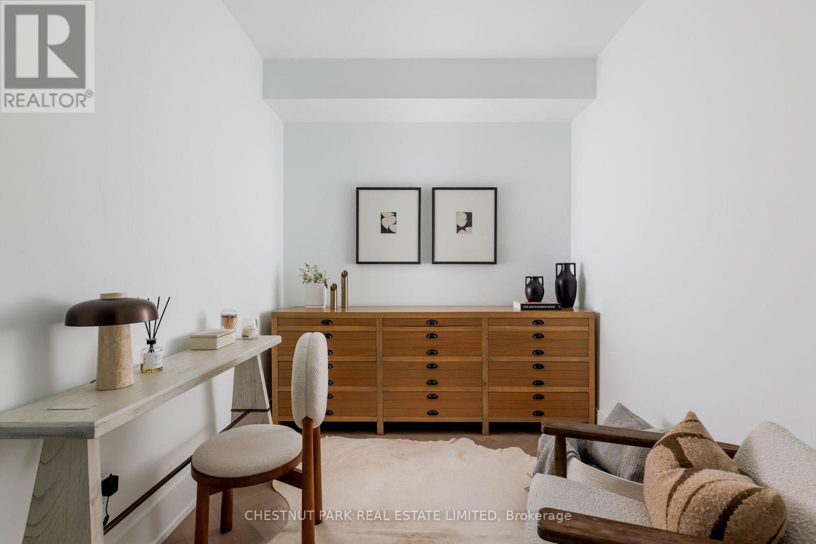 907 - 455 Wellington Street W, Toronto, Ontario  M5V 0V8 - Photo 13 - C12511292