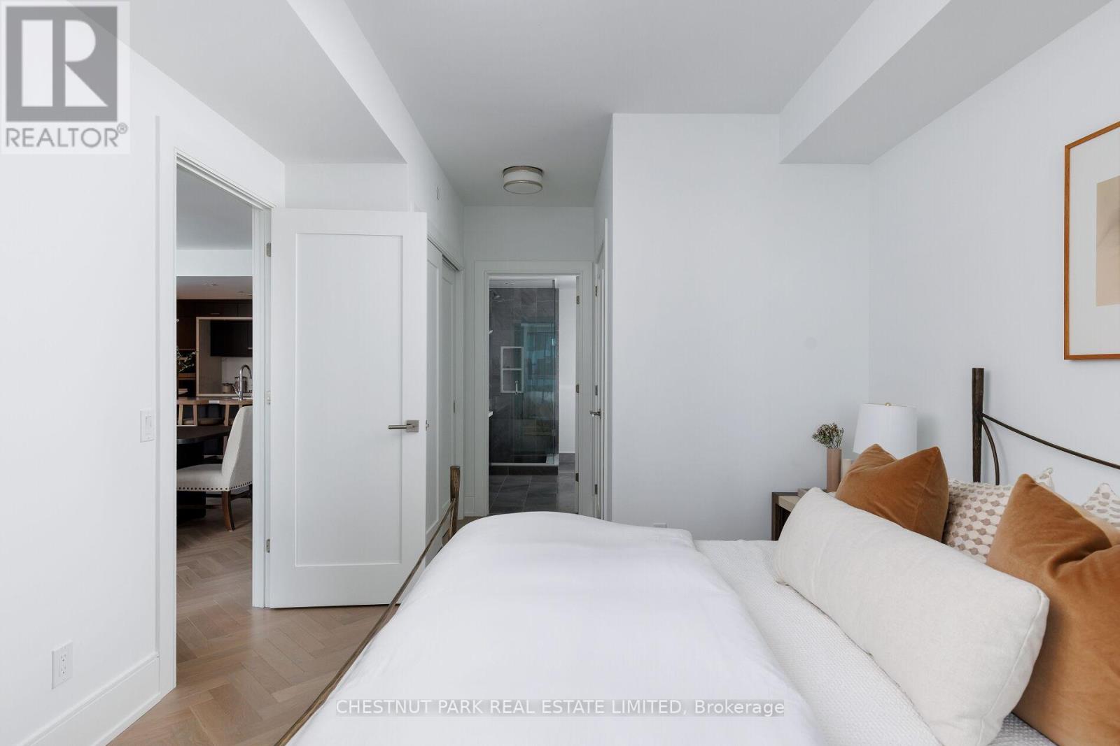 907 - 455 Wellington Street W, Toronto, Ontario  M5V 0V8 - Photo 16 - C12511292