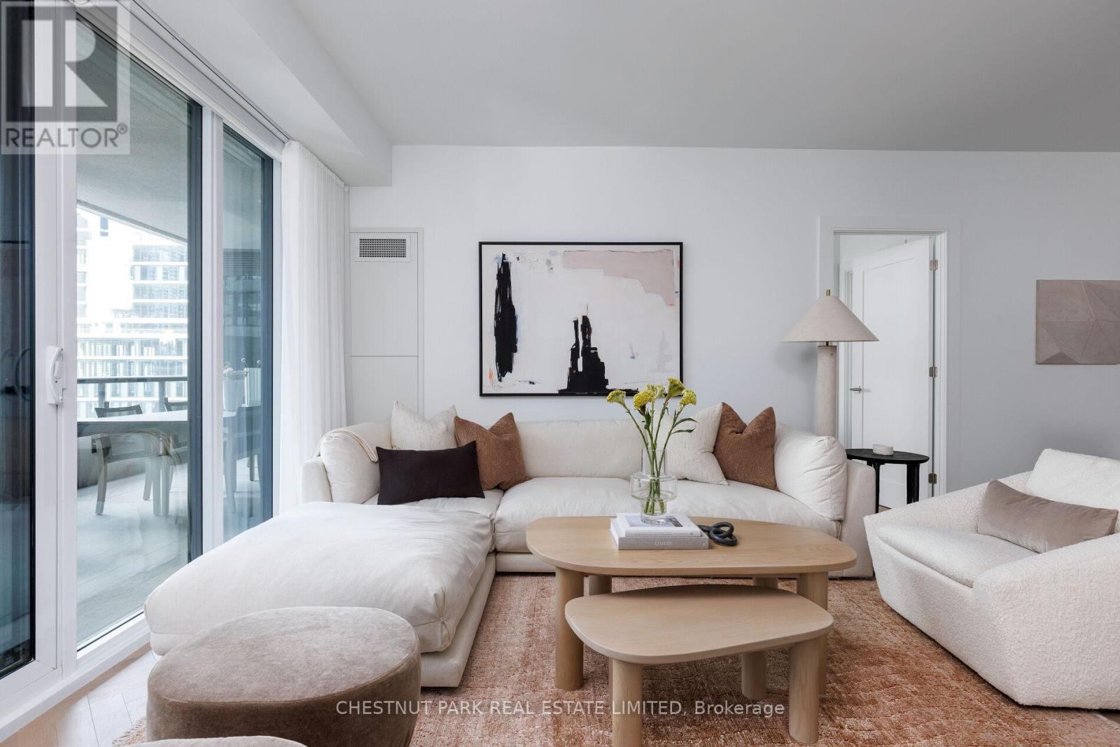 907 - 455 Wellington Street W, Toronto, Ontario  M5V 0V8 - Photo 5 - C12511292