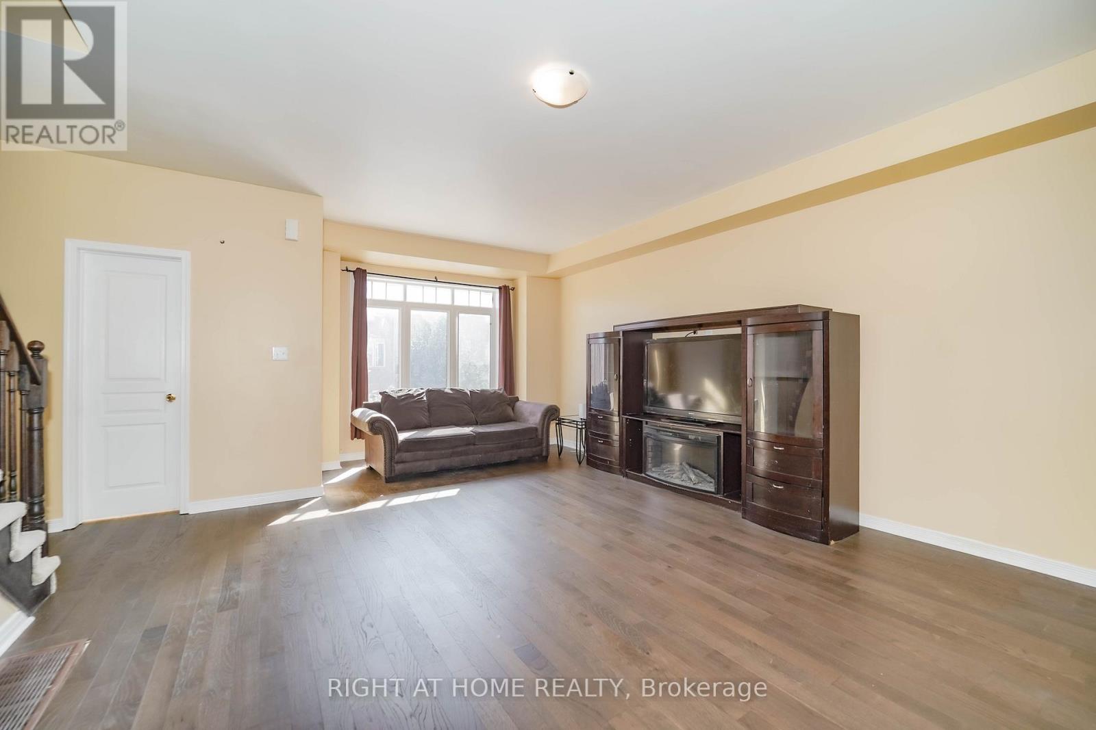 48 Curran Hall Crescent, Toronto, Ontario  M1G 0A2 - Photo 6 - E12511216