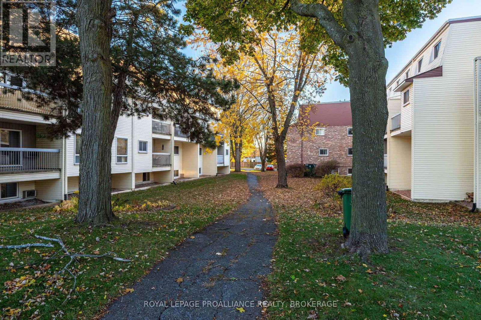 203 - 845 Milford Drive, Kingston (North Of Taylor-Kidd Blvd), Ontario  K7P 1A7 - Photo 3 - X12511378