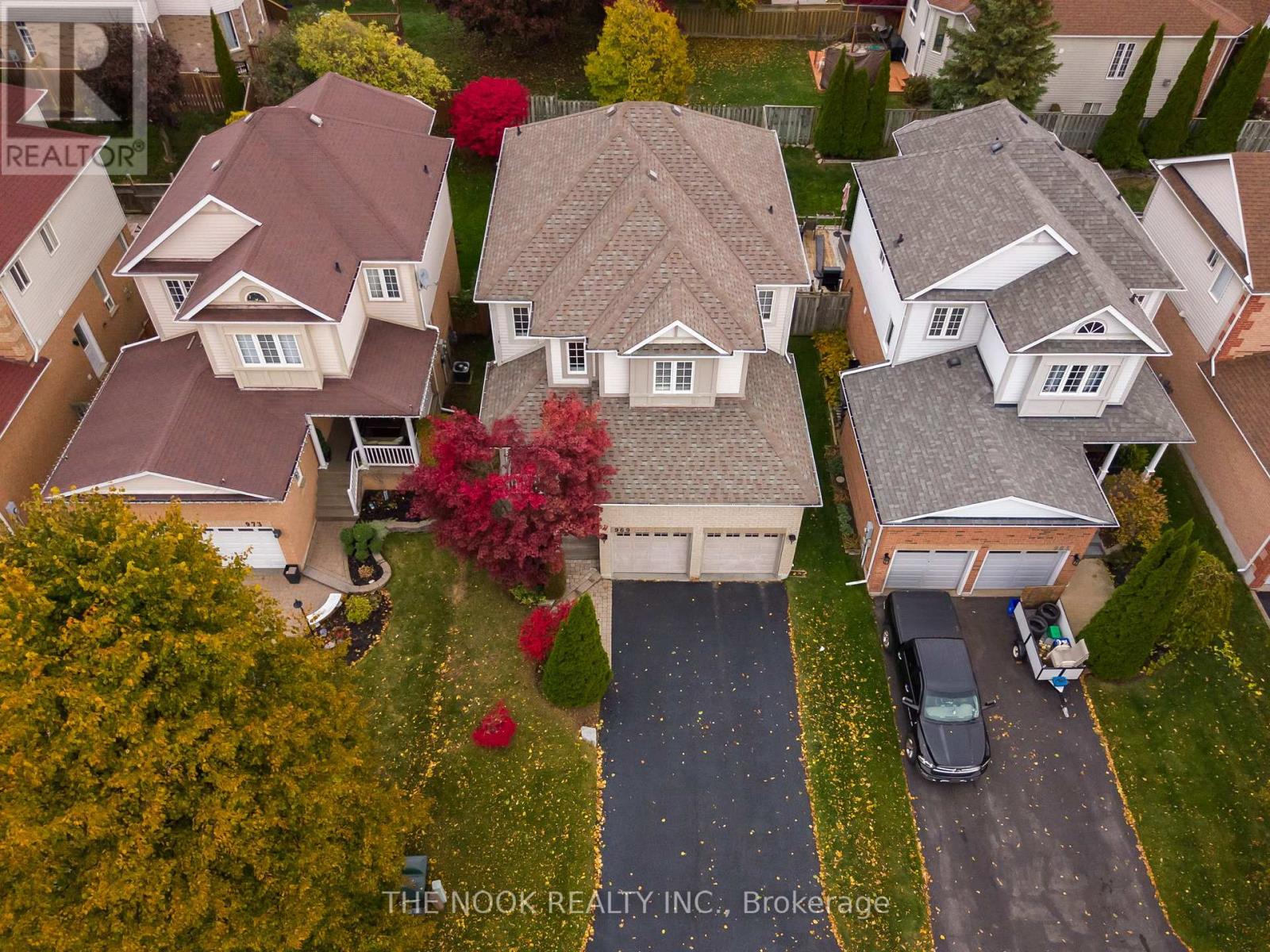 969 Ridgemount Boulevard, Oshawa (Pinecrest), Ontario  L1K 2M1 - Photo 4 - E12511646