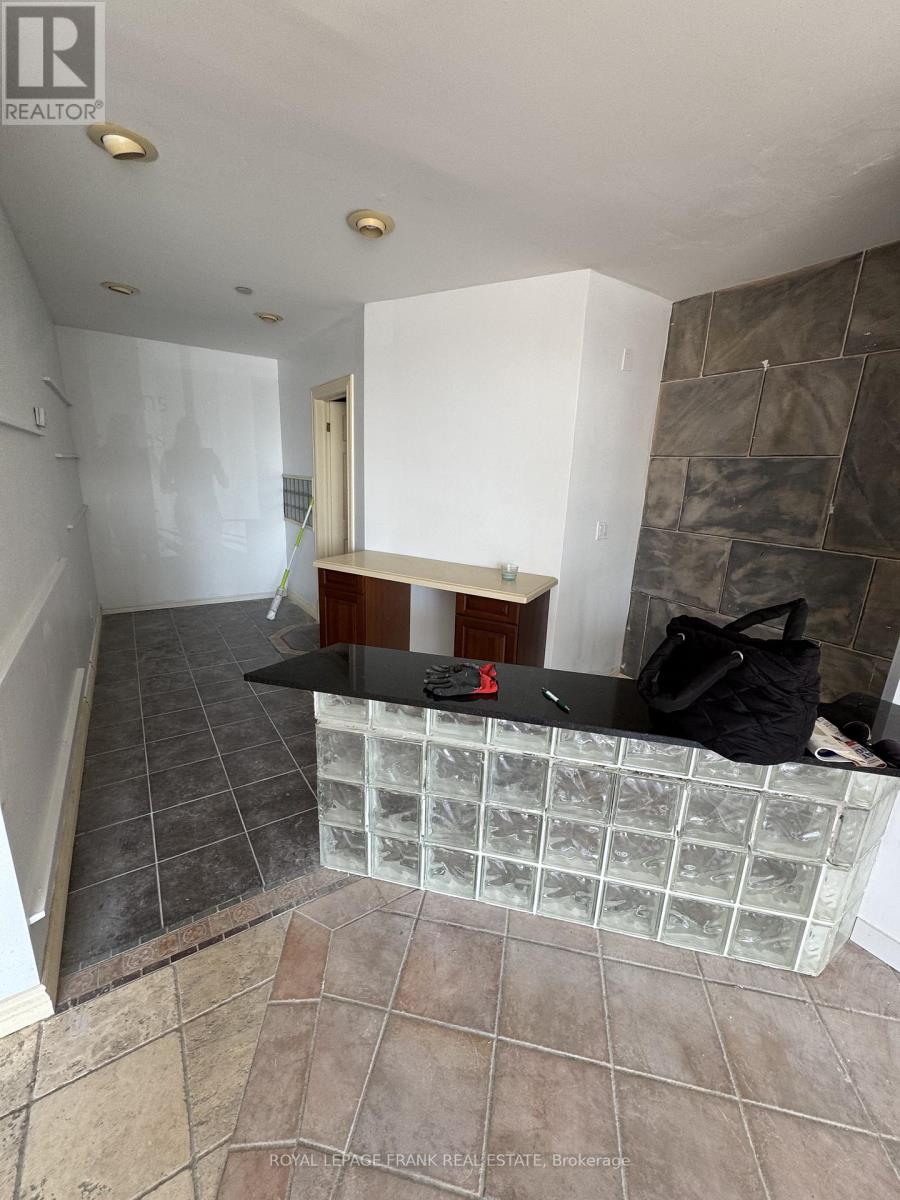 18 - 172 Bullock Drive, Markham (Bullock), Ontario  L3P 7M9 - Photo 4 - N12511442