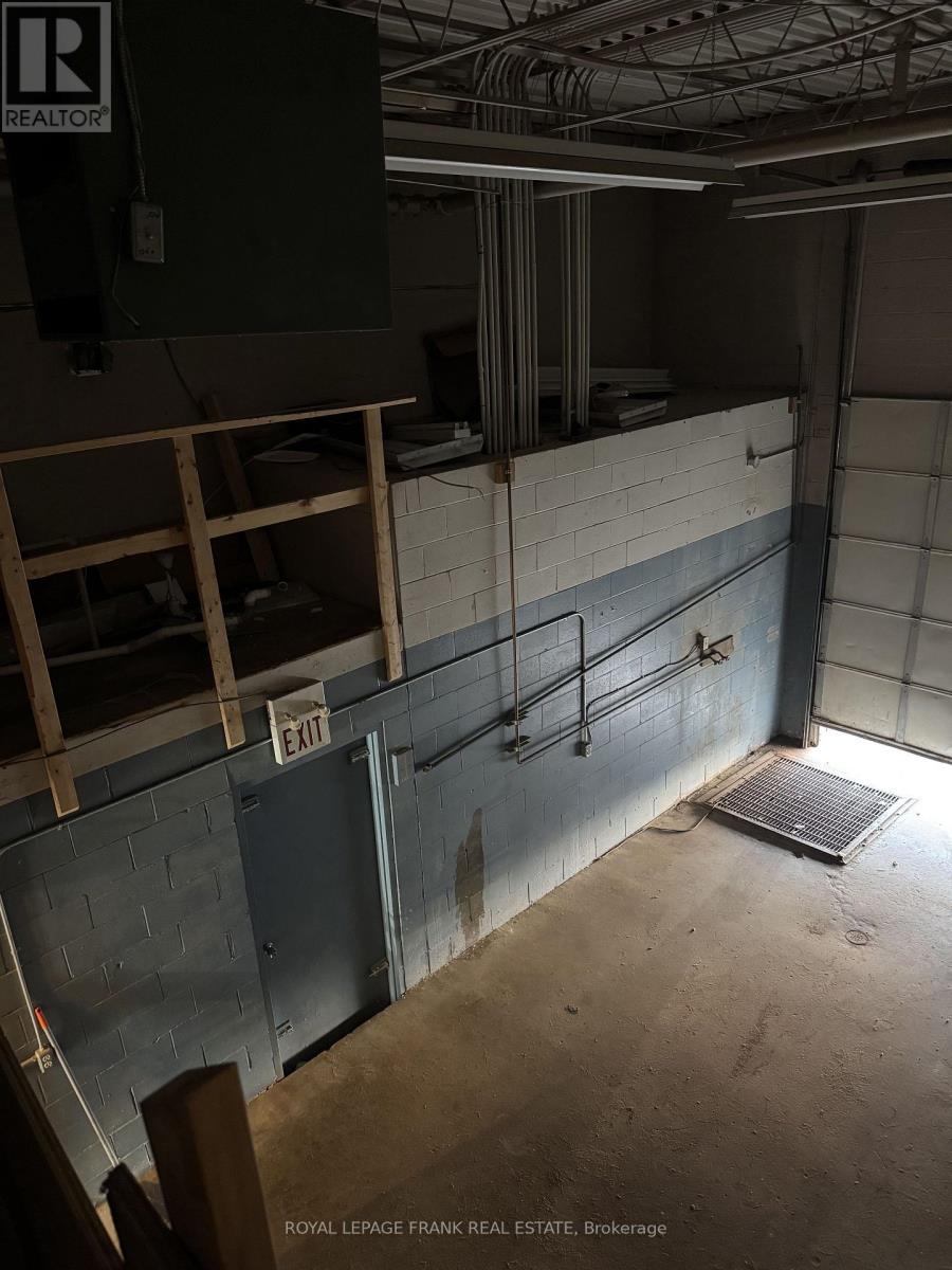 18 - 172 Bullock Drive, Markham (Bullock), Ontario  L3P 7M9 - Photo 6 - N12511442