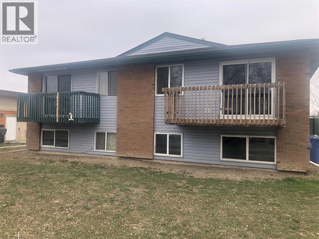 1905 23 Street N, Lethbridge, Alberta