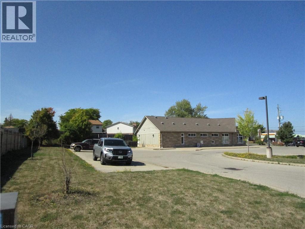 520 Highway 8, Stoney Creek, Ontario  L8G 4L5 - Photo 3 - 40771862