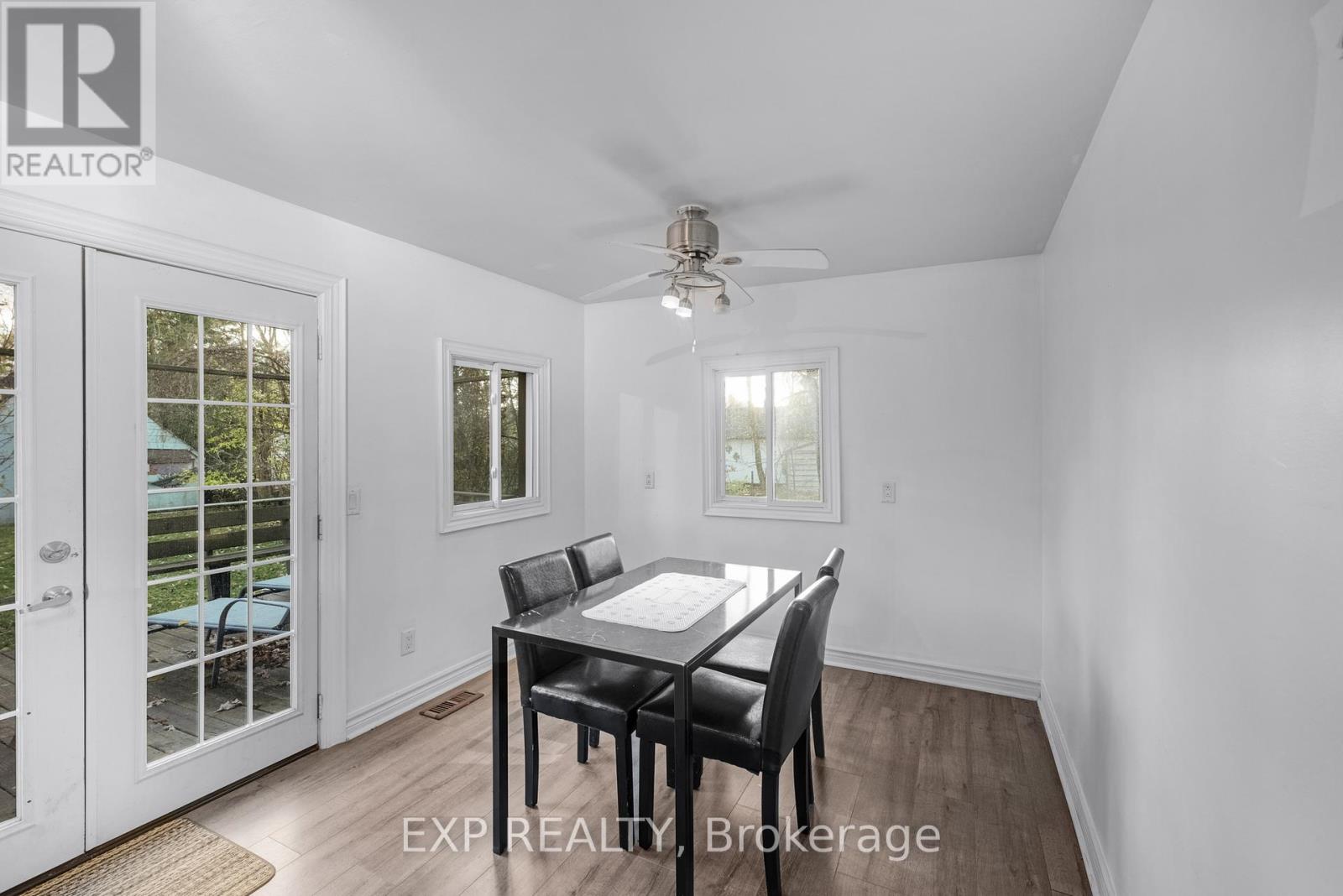 229 Elm Avenue, Georgina, Ontario  L4P 2V2 - Photo 17 - N12511224