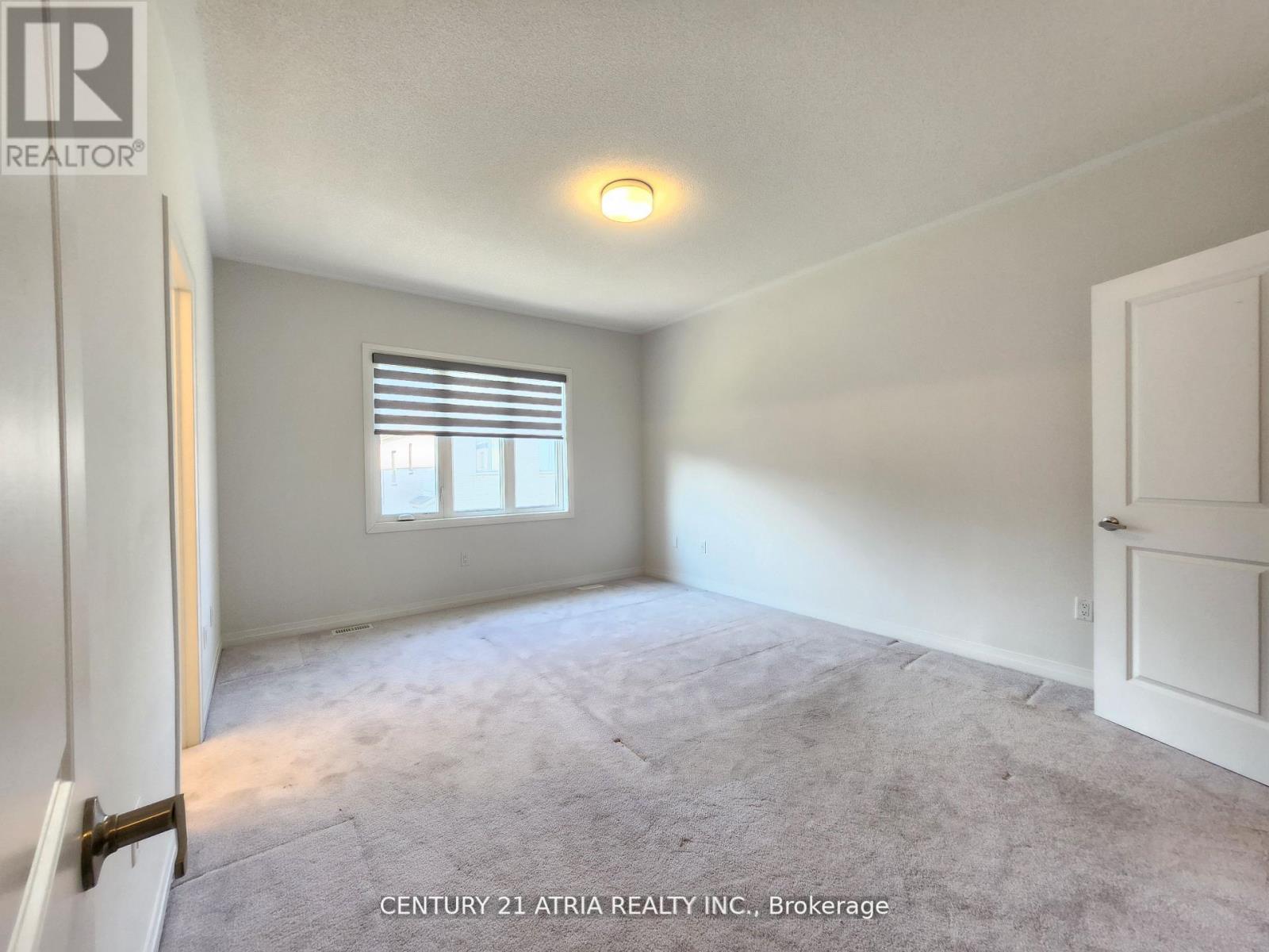 97 Schmeltzer Crescent, Richmond Hill, Ontario  L4E 1J1 - Photo 12 - N12511260