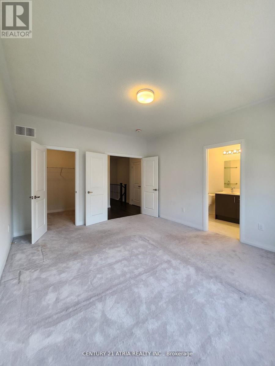 97 Schmeltzer Crescent, Richmond Hill, Ontario  L4E 1J1 - Photo 13 - N12511260