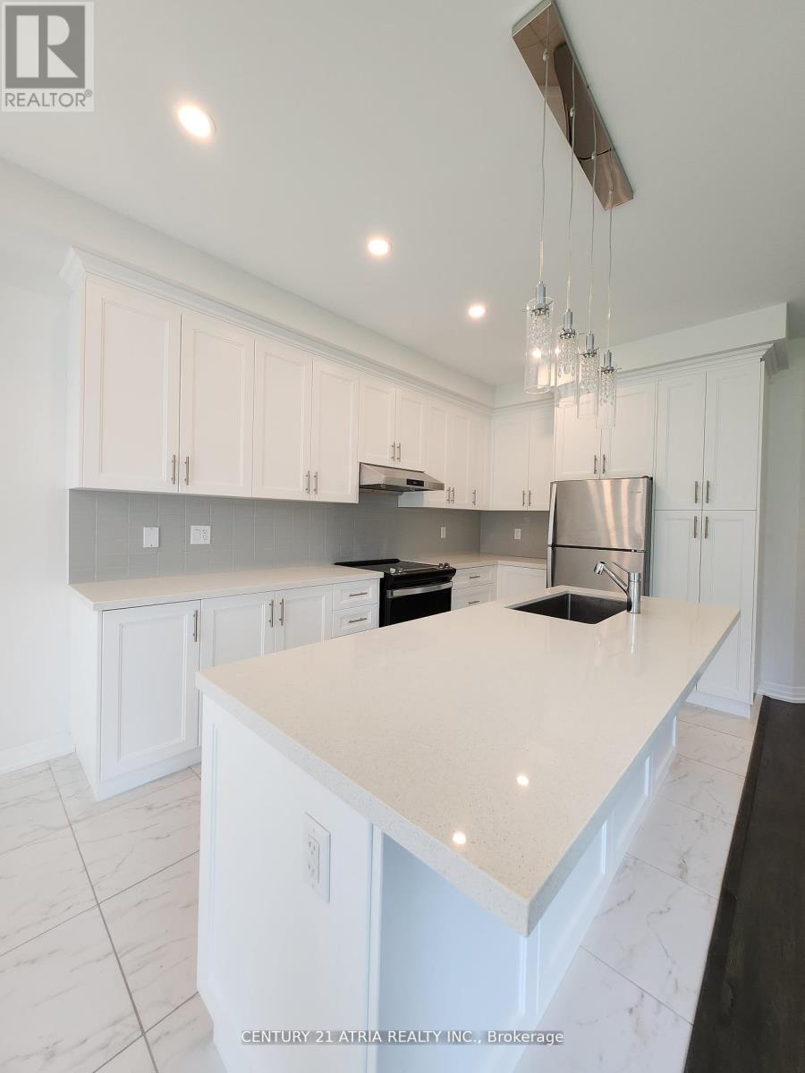 97 Schmeltzer Crescent, Richmond Hill, Ontario  L4E 1J1 - Photo 9 - N12511260