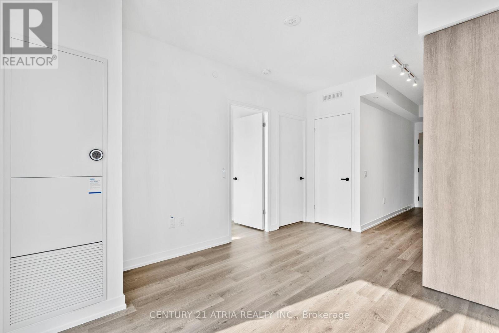 4702 - 195 Commerce Street, Vaughan, Ontario  L4K 0P9 - Photo 19 - N12511276