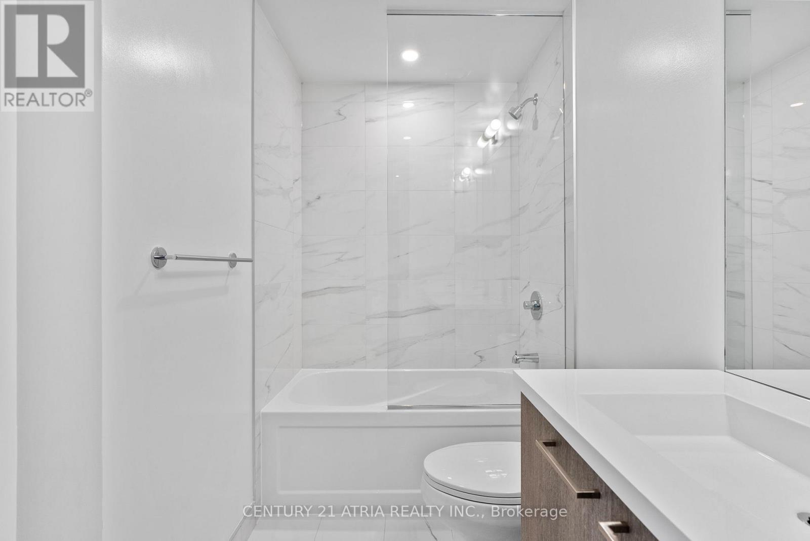 4702 - 195 Commerce Street, Vaughan, Ontario  L4K 0P9 - Photo 35 - N12511276