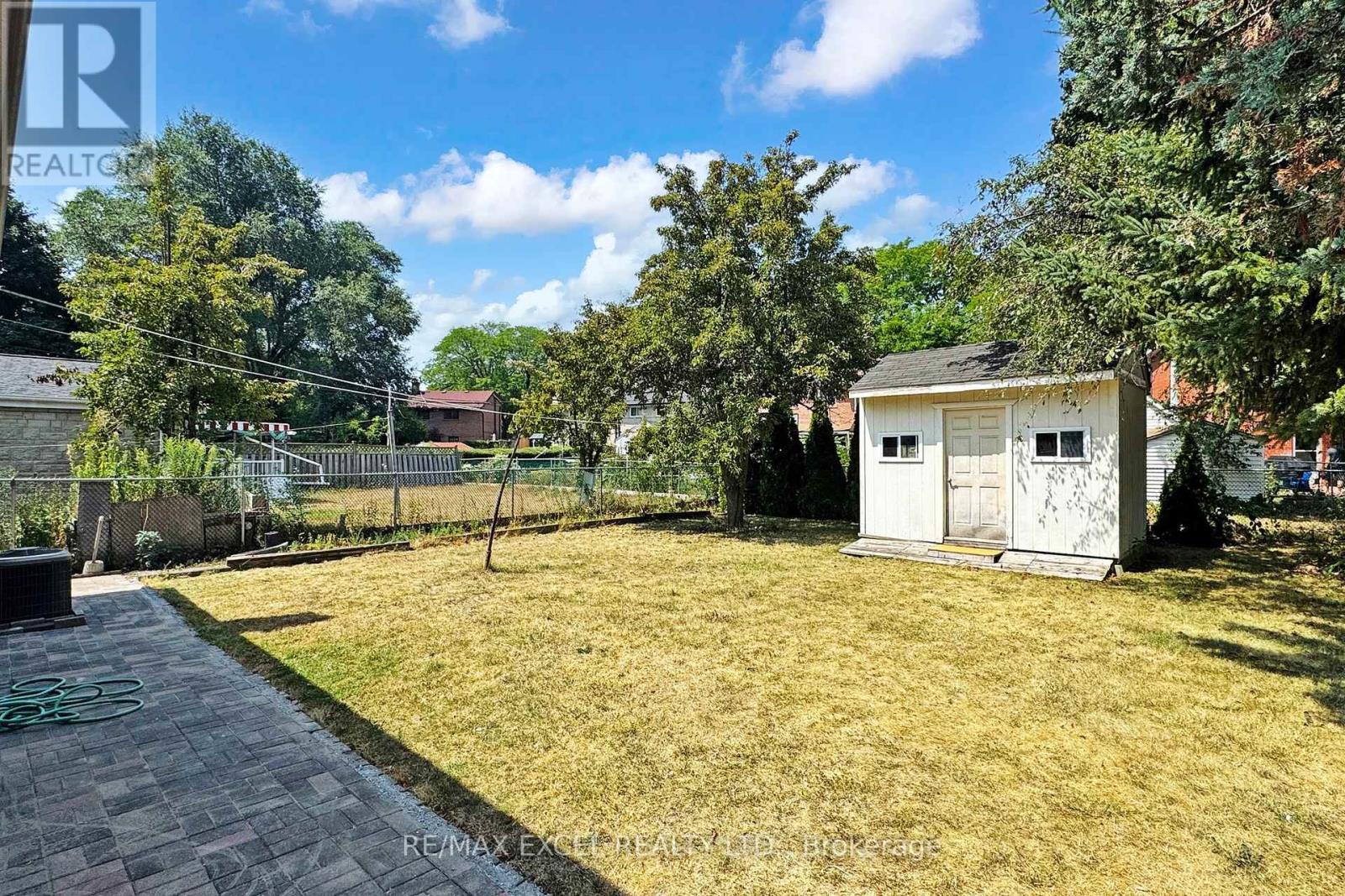 195 Roywood Drive, Toronto, Ontario  M3A 2E5 - Photo 14 - C12386779