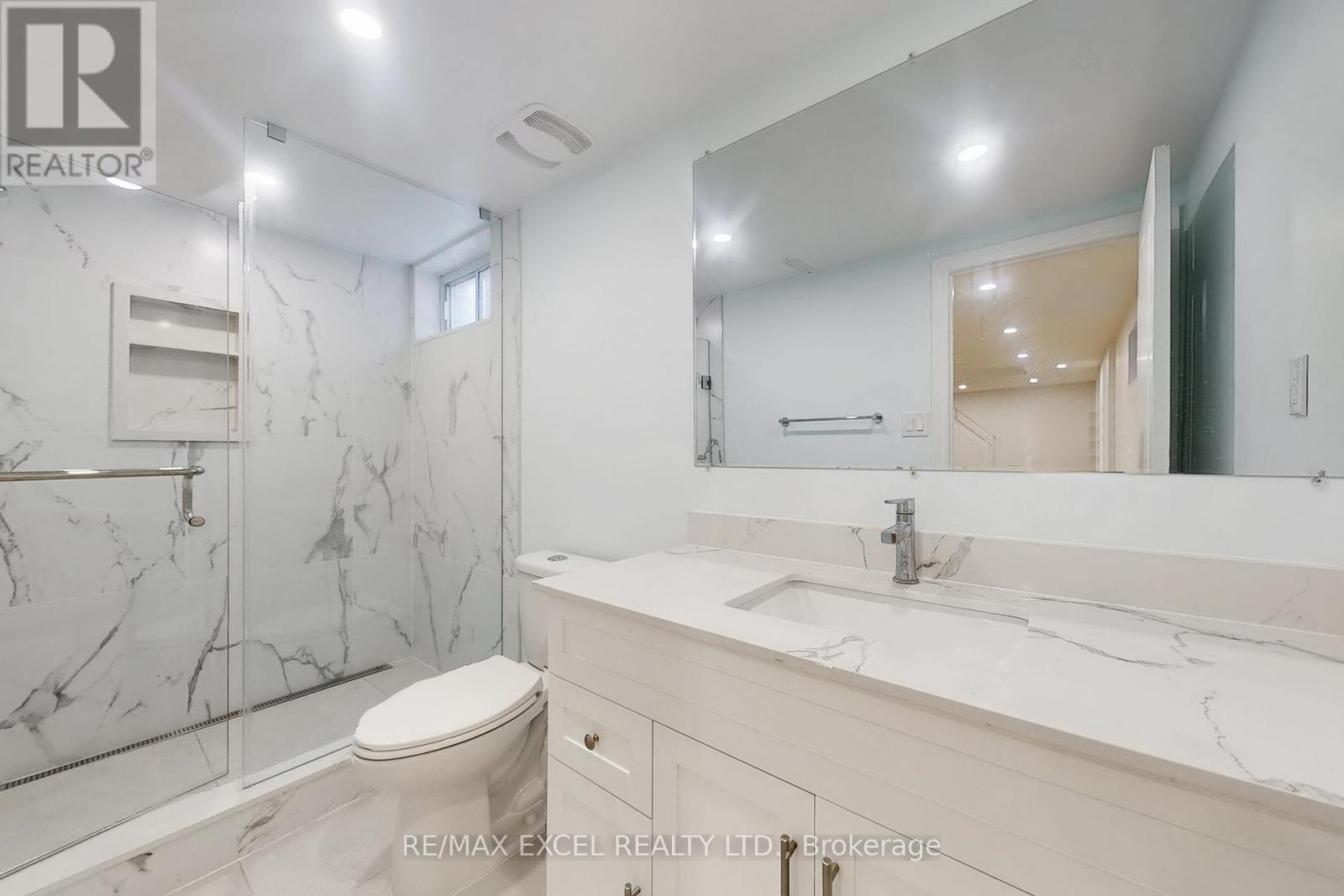 195 Roywood Drive, Toronto, Ontario  M3A 2E5 - Photo 11 - C12386779