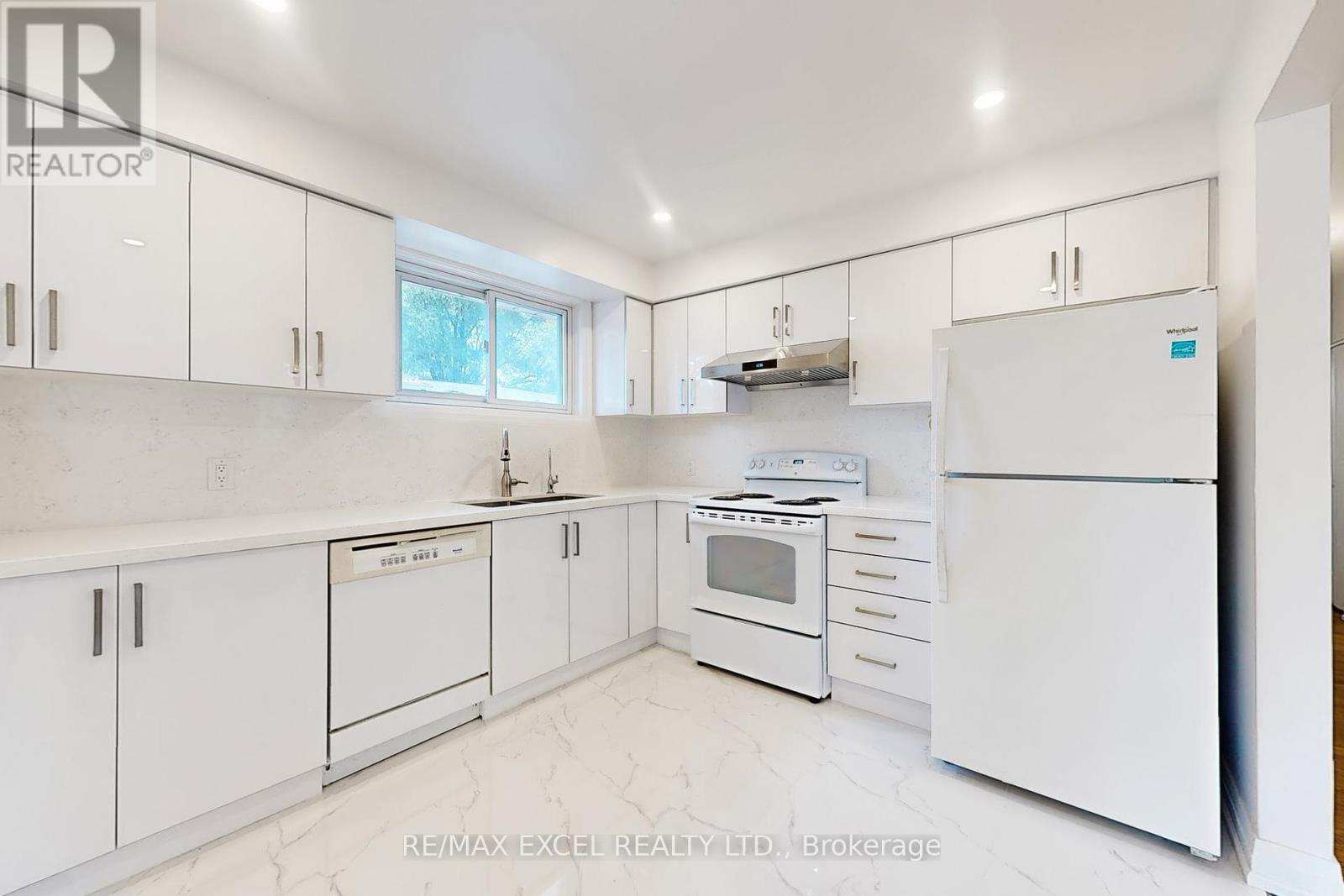 195 Roywood Drive, Toronto, Ontario  M3A 2E5 - Photo 23 - C12386779