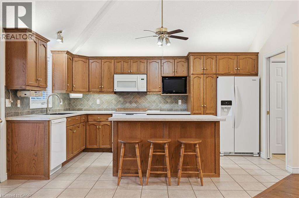 120 York Street E, Wellington, Ontario  N0B 1S0 - Photo 13 - 40785206