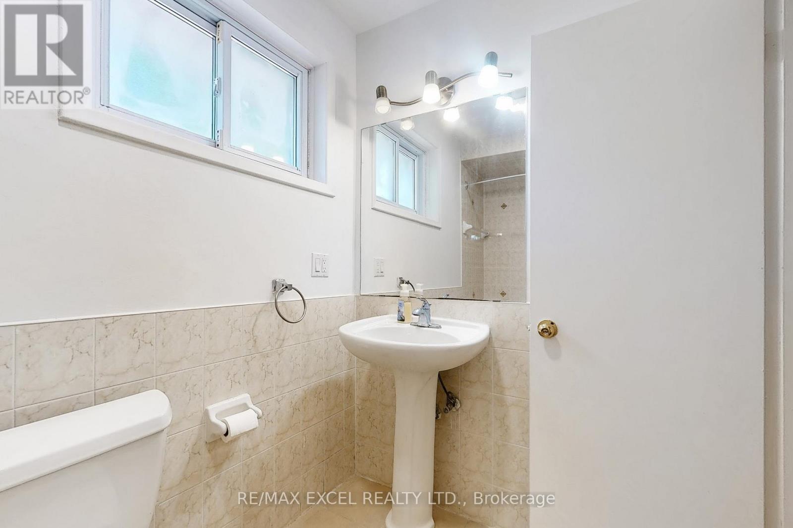 195 Roywood Drive, Toronto, Ontario  M3A 2E5 - Photo 33 - C12386779